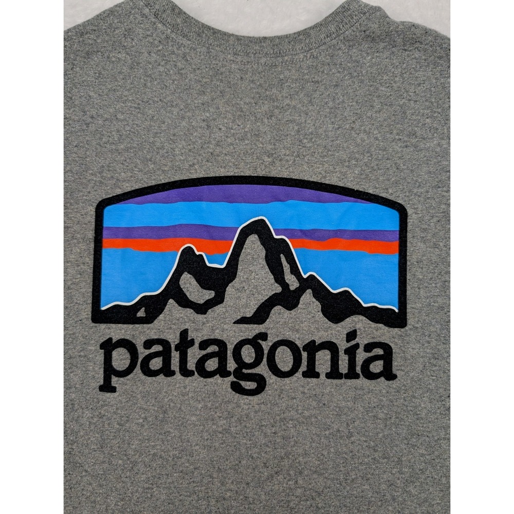 Patagonia Shirt Men's S Gray Responsibili-Tee Recycled Cotton Logo 38501